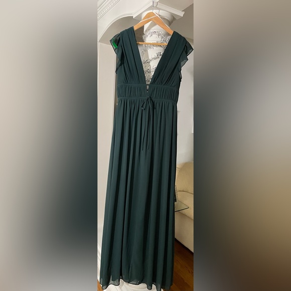 Lulus women’s I am yours Emerald green, Ruffed chiffon Mazi dress size large. - Picture 2 of 11